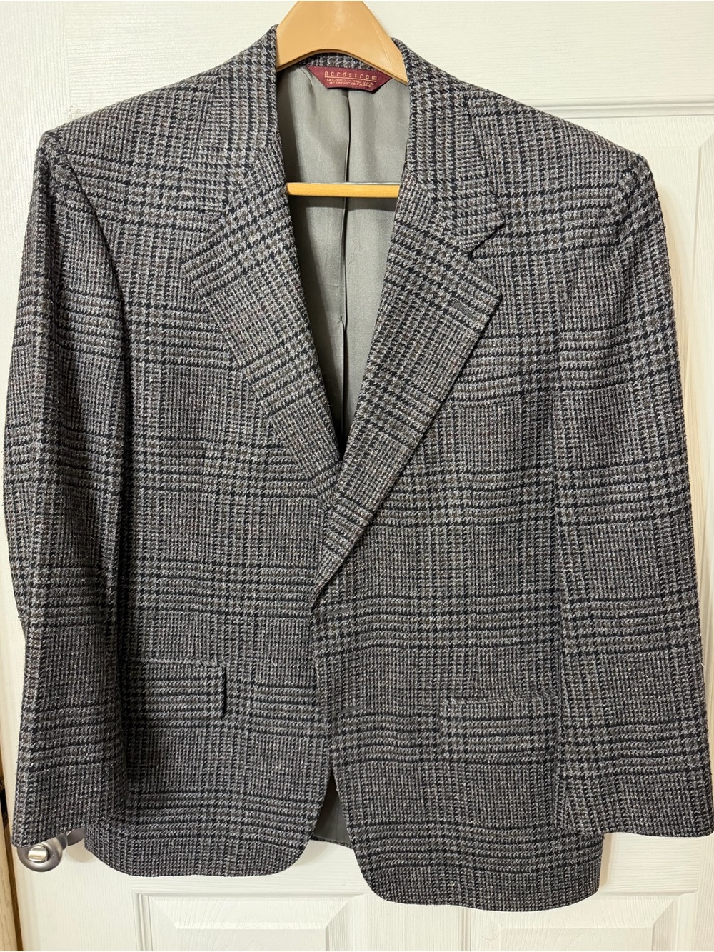 Nordstrom Men's Glen Plaid Sport Coat in Gray and Black